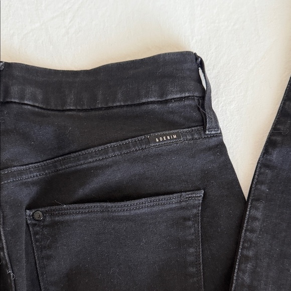 H&M Black Skinny Jeans for Women - Picture 6 of 6
